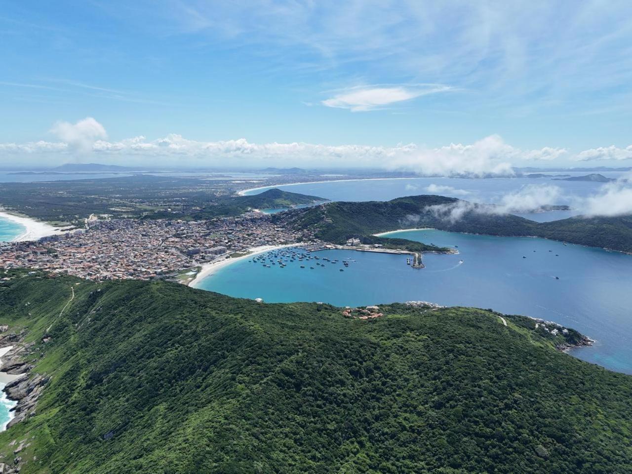 1 Confortavel A 2 Min Da Praia. Holiday home Arraial do Cabo